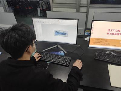 紹興小班化數(shù)控編程培訓 理論實戰(zhàn)雙管齊下，精準賦能職業(yè)未來